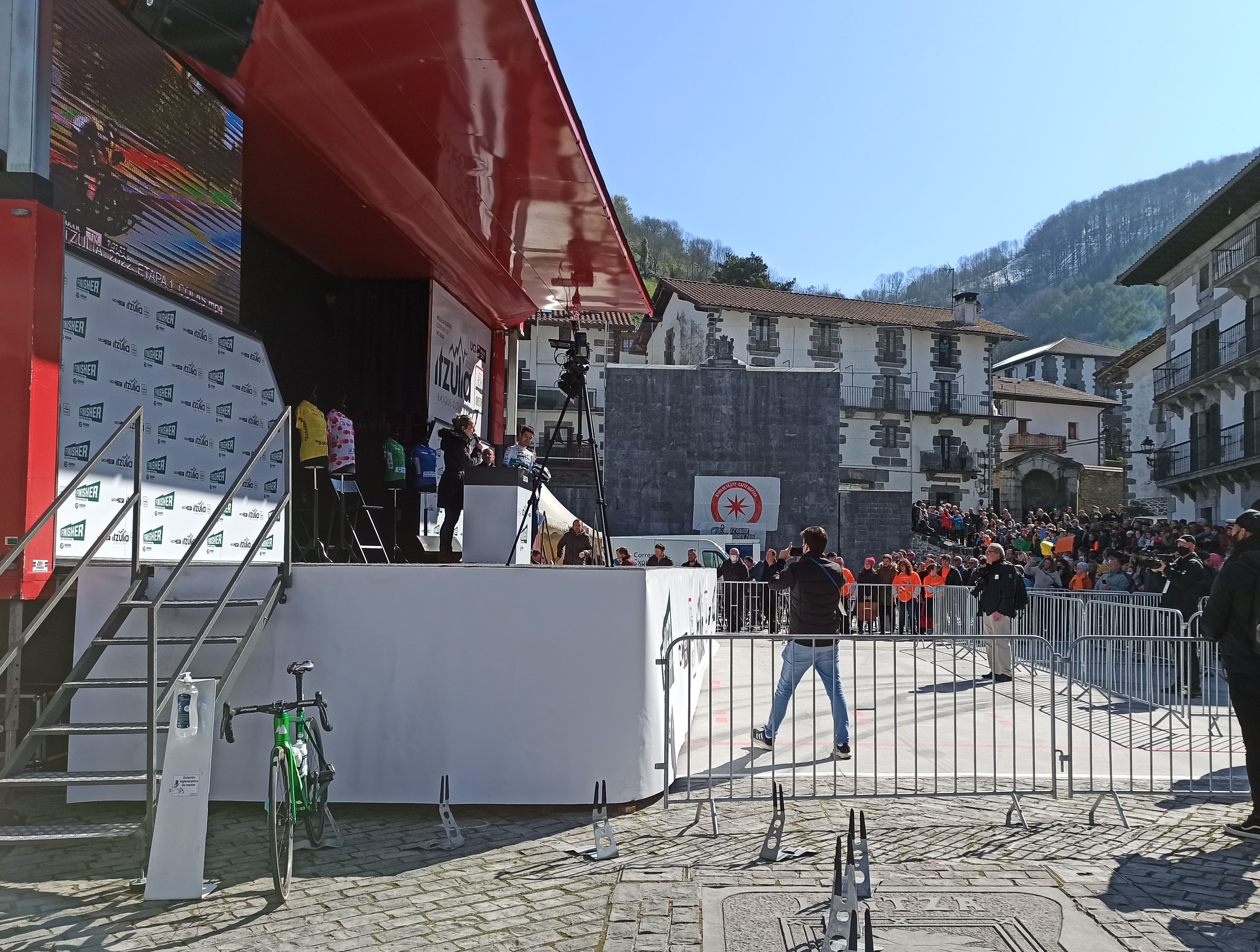 Race 2